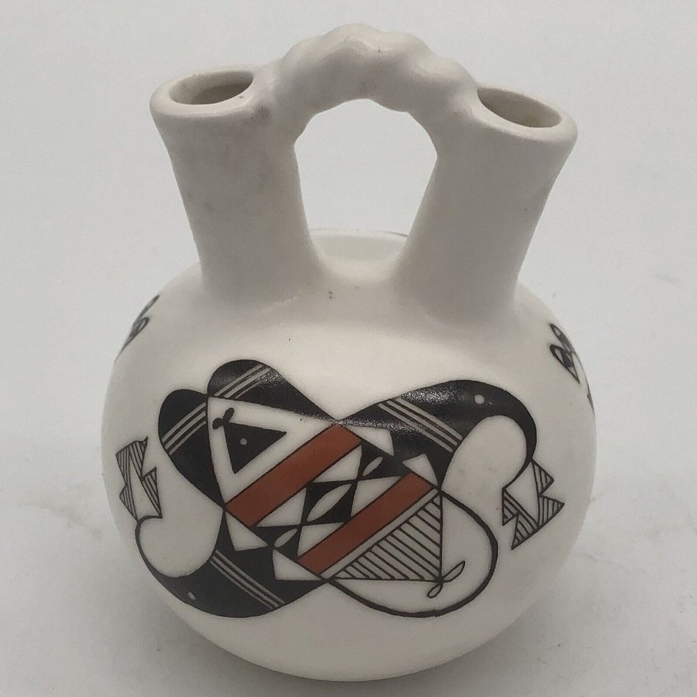 American Indian Life & Legends "Laguna" Wedding Vase 1984 Pottery